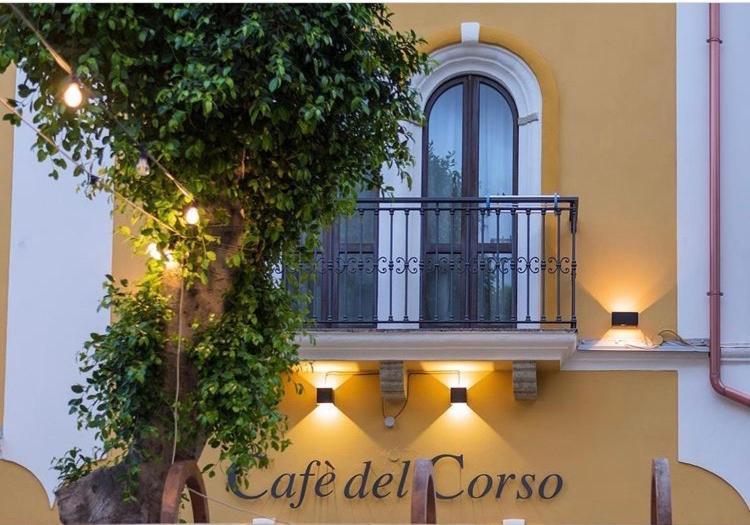Hotel Del Corso Сант-Антиоко Экстерьер фото